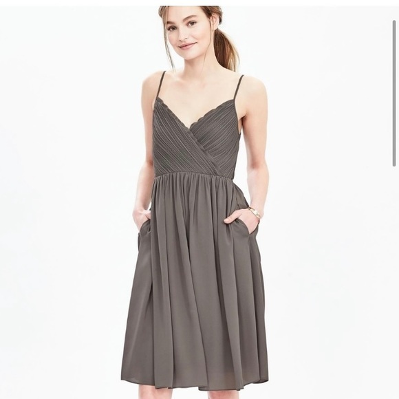 Banana Republic Strappy Crossover V-neckline Pockets Mini Dress Black Size  6. - Picture 2 of 9